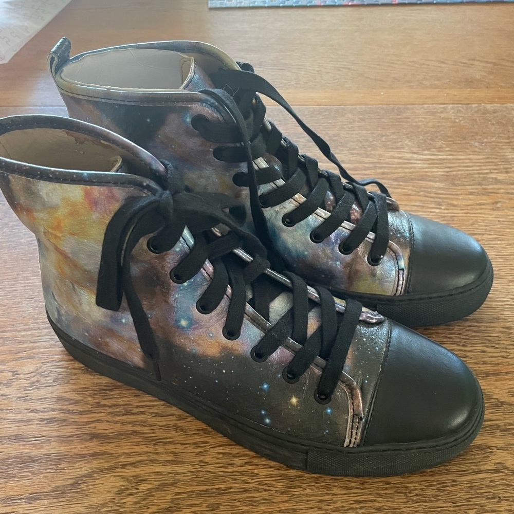 Katy Perry Tams Galactic Spin Sneakers Womens Graphic Print Hightop Shoes